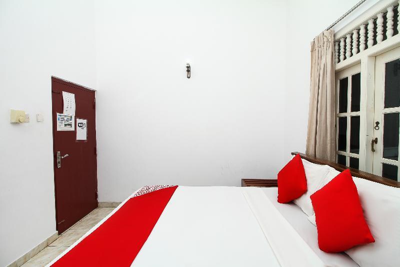 Oyo 347 Hotel Empryean Katunayaka Exterior foto