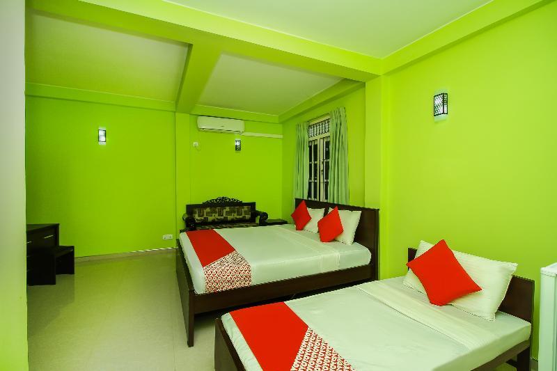 Oyo 347 Hotel Empryean Katunayaka Exterior foto